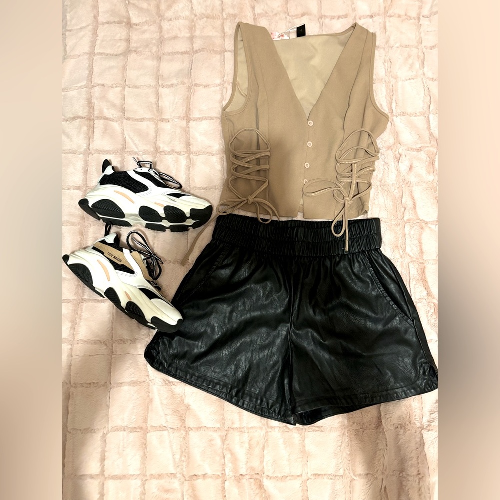 INC shorts